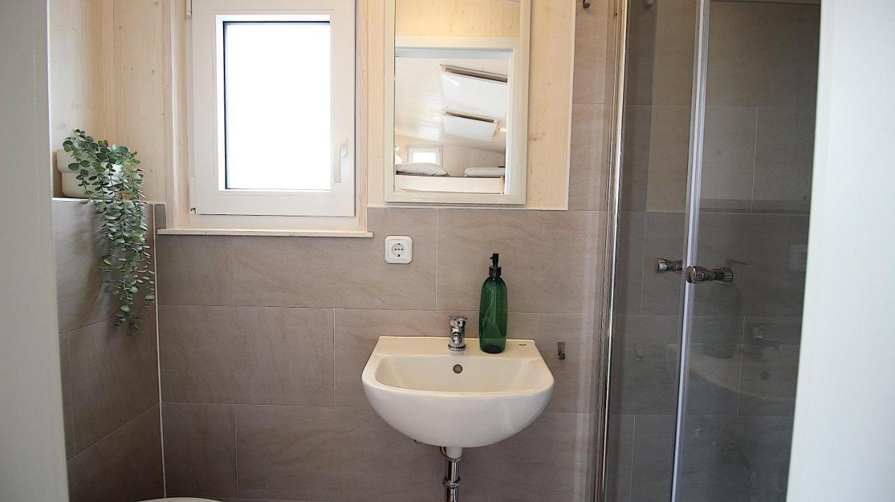 Tiny Hotel Herdt Reichenberg  ภายนอก รูปภาพ